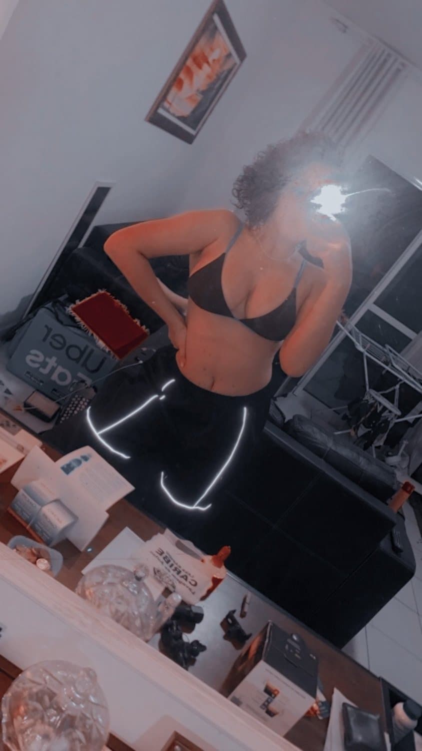 Minha namorada gostosa peituda da praia