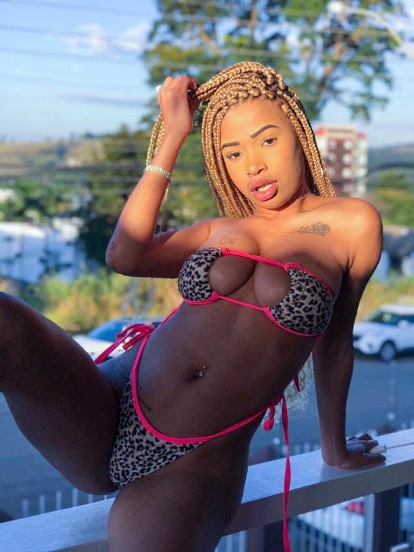 Morena Mulata Linda - Thaynara / video gravado no Villa Di Roma Guarujá