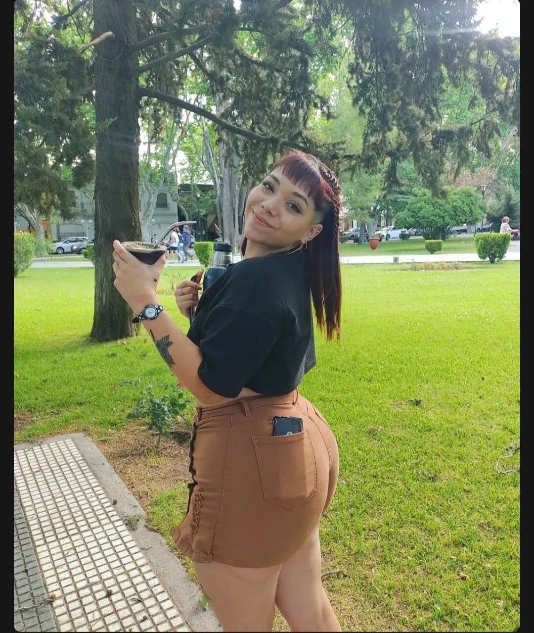 Esquerdista novinha vazada na suruba