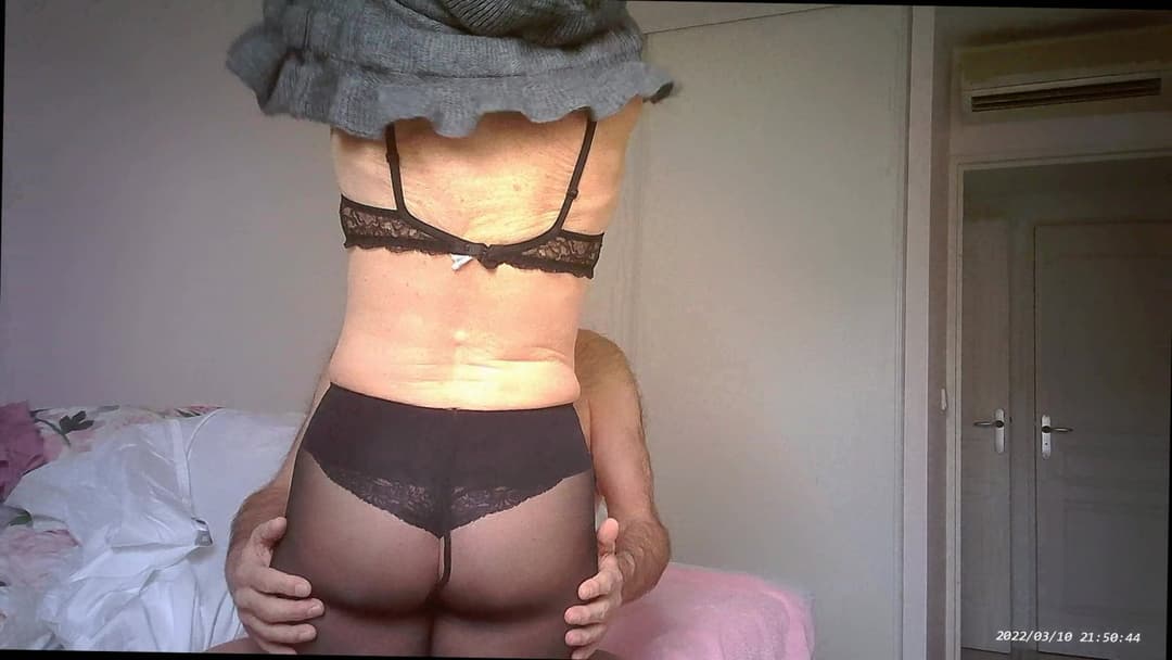 Another hidden fun session with mature nurse Solange