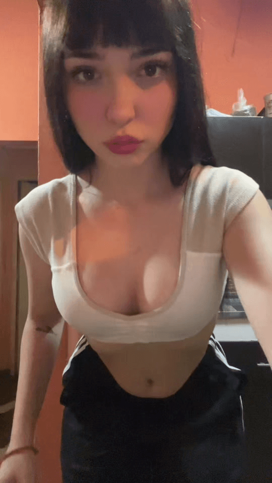 Está pendeja me ha echo deslecharme como loco