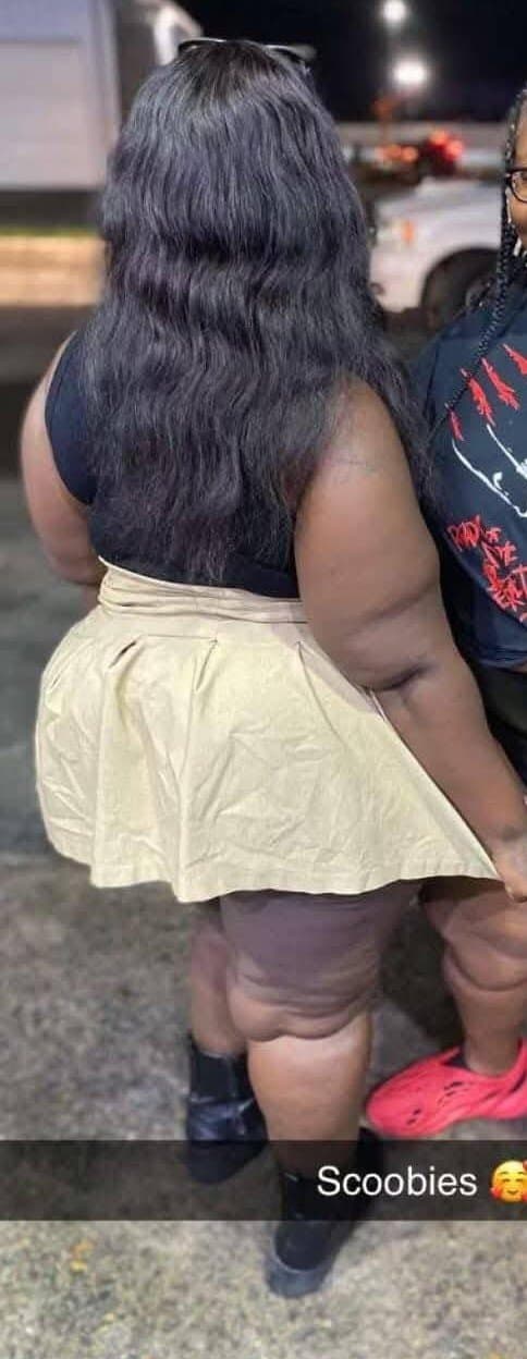 EBONY BBW SSBBW THICKNESS BIG ASS GOONER MATERIAL