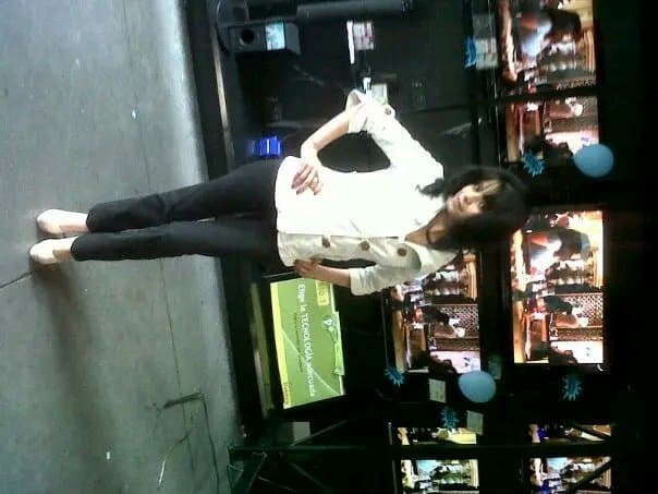 Vendedora mexicana sexi de Elektra