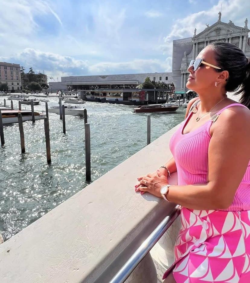 My mum sexy sucking and fucking dm me if you want this milf mom she’s 41 and needs cock name Angela