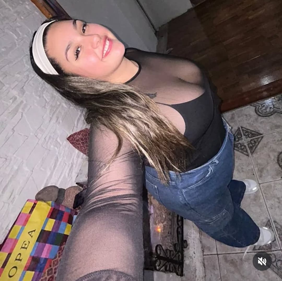 Gorda argenta tetona de Laferrere, re putita la gorda como debe ser