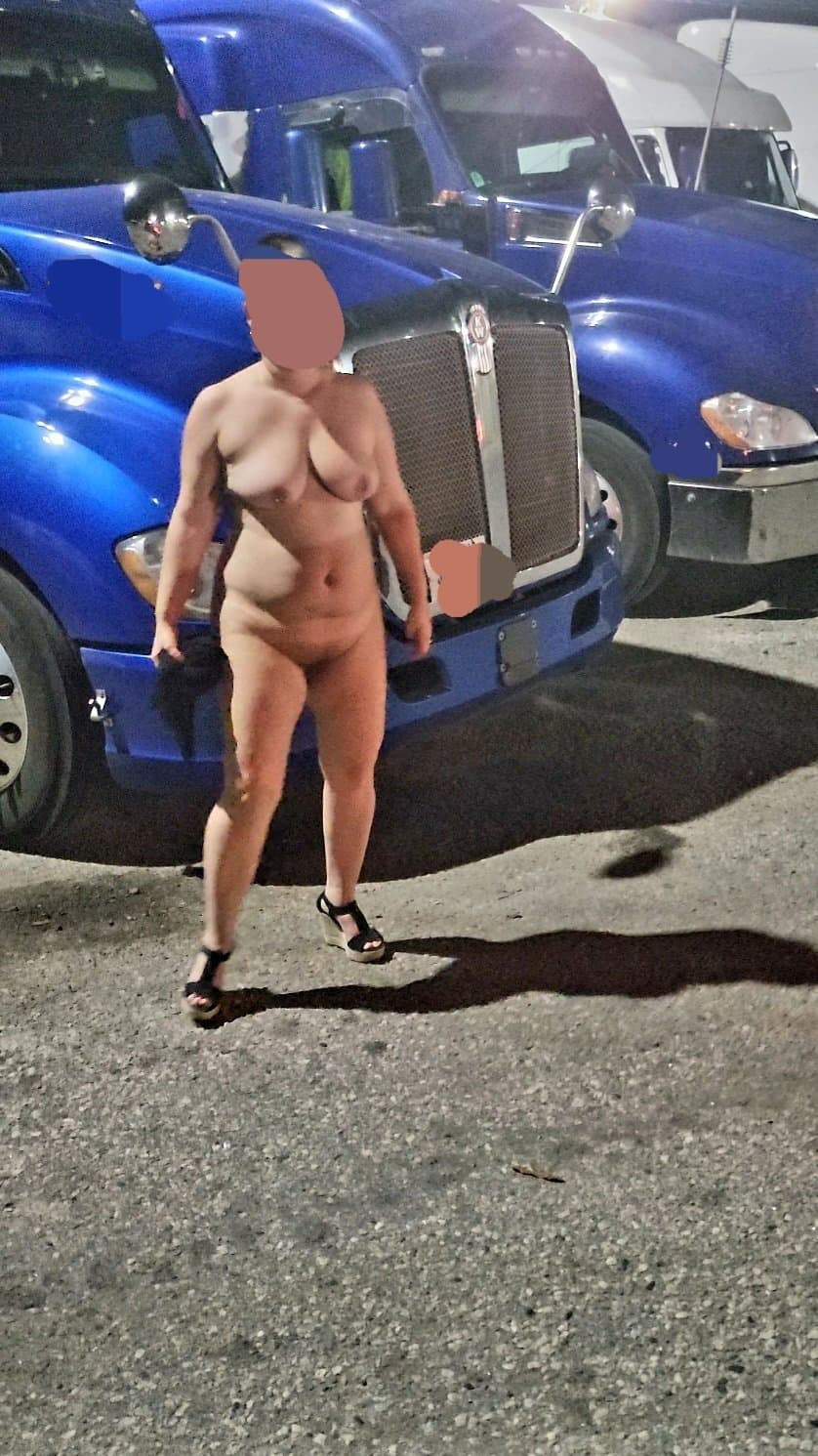 Wife Risky Public Nudity-PublicNudeWife