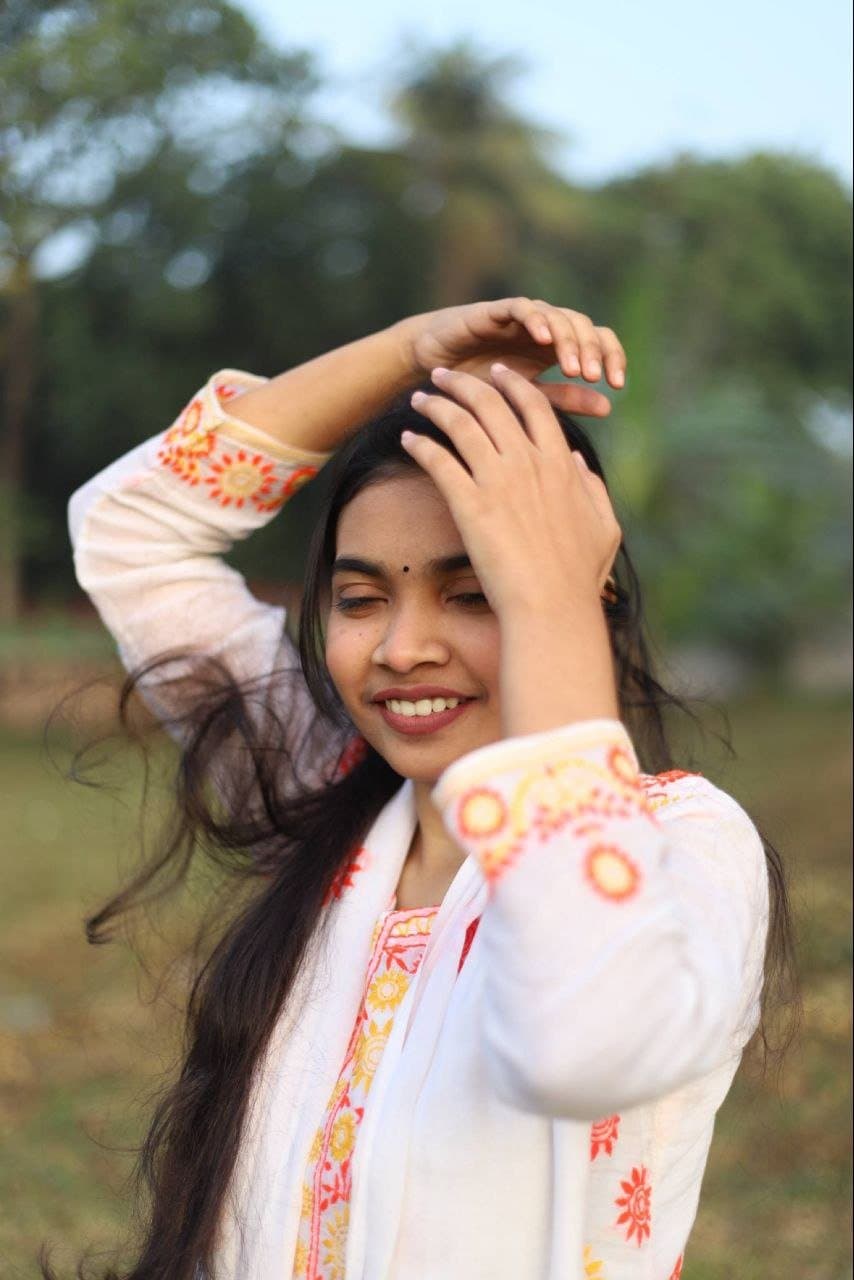 Bangladeshi Tanker GF Pressing Boobs