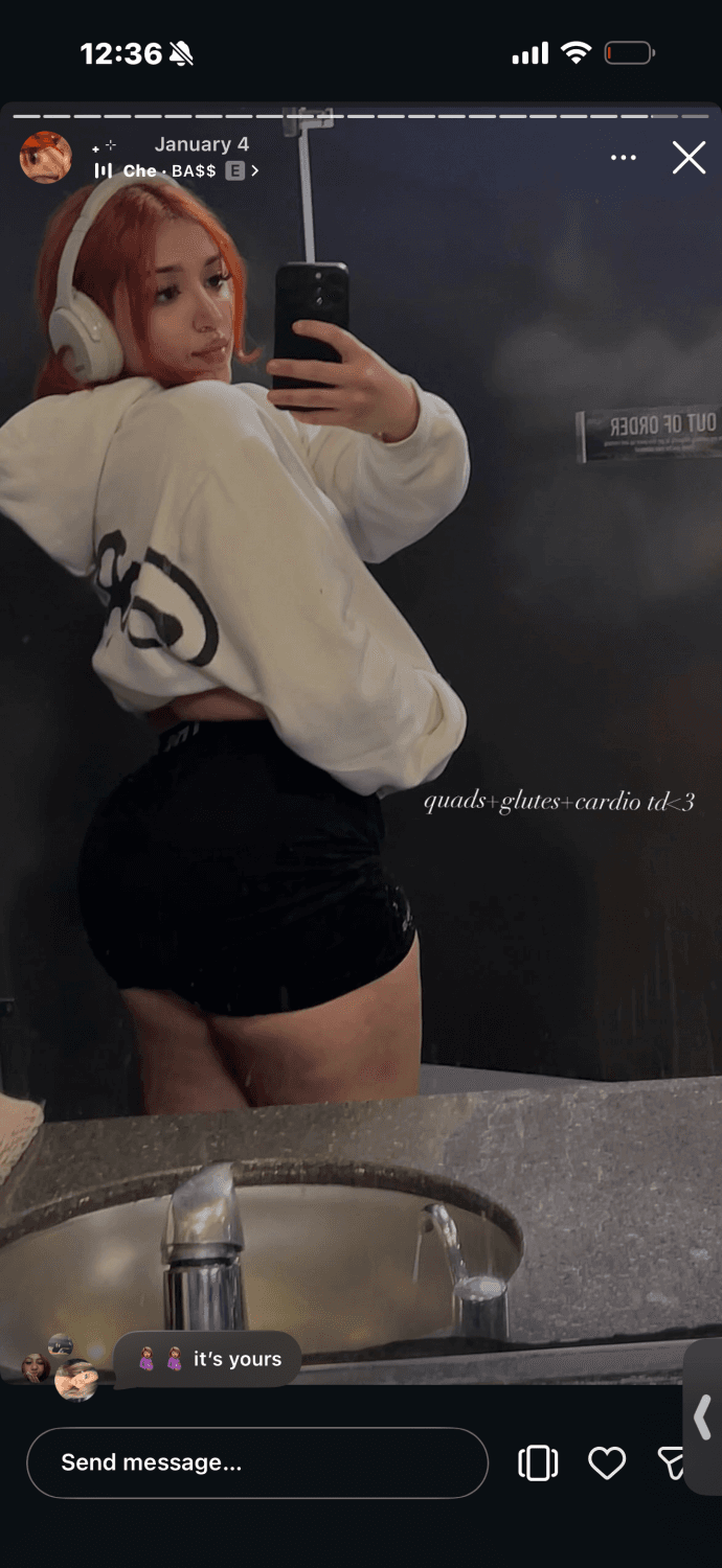 This Latina Chicago slut was made for backshots ??? anybody got this slut? Dm