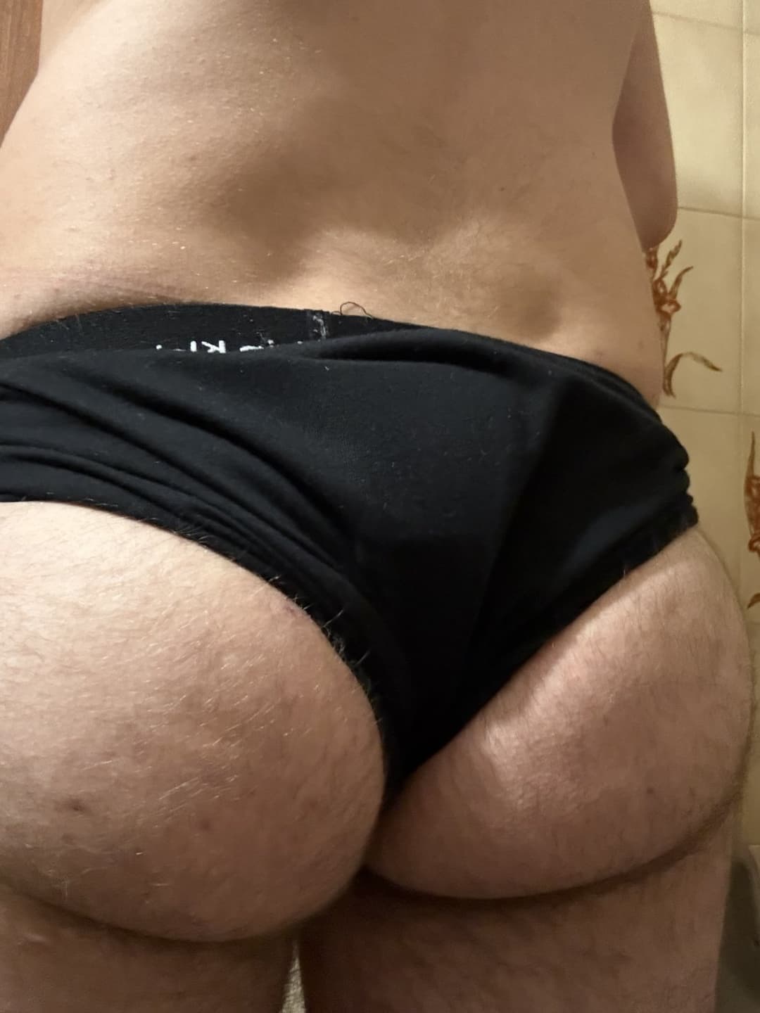 Click to view full size 20 y.o submissive white boy bitch for BWC and BBC masters Dm me please…
