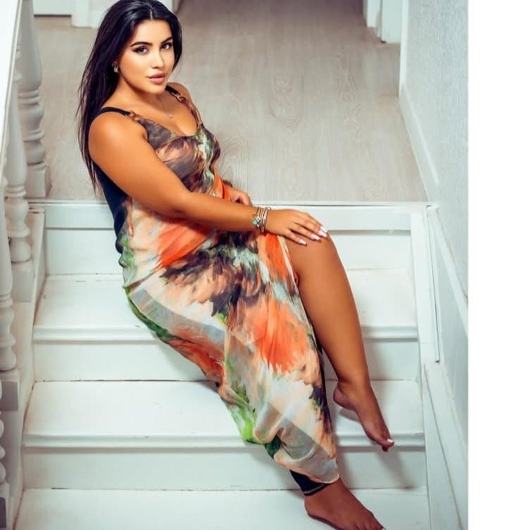 Sexy glamour feet pedicure woman