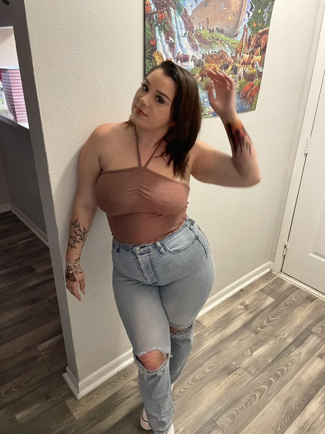 @karifrances13 on twitter, ive been edging and gooning to her for the last 3 months