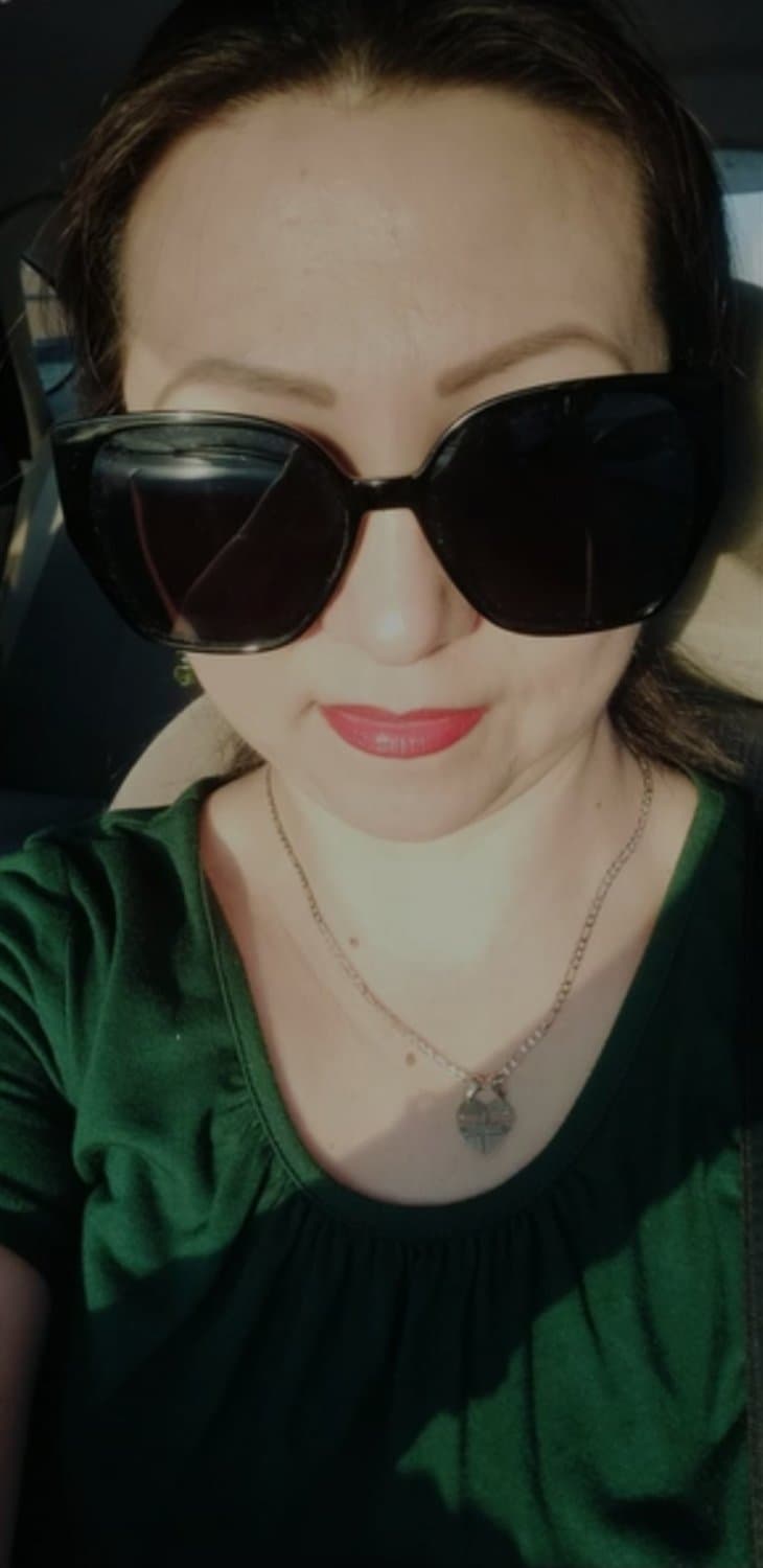 Señora cachonda y putita le gusta que se la follen tiene un culo perfecto que te vuelve loco