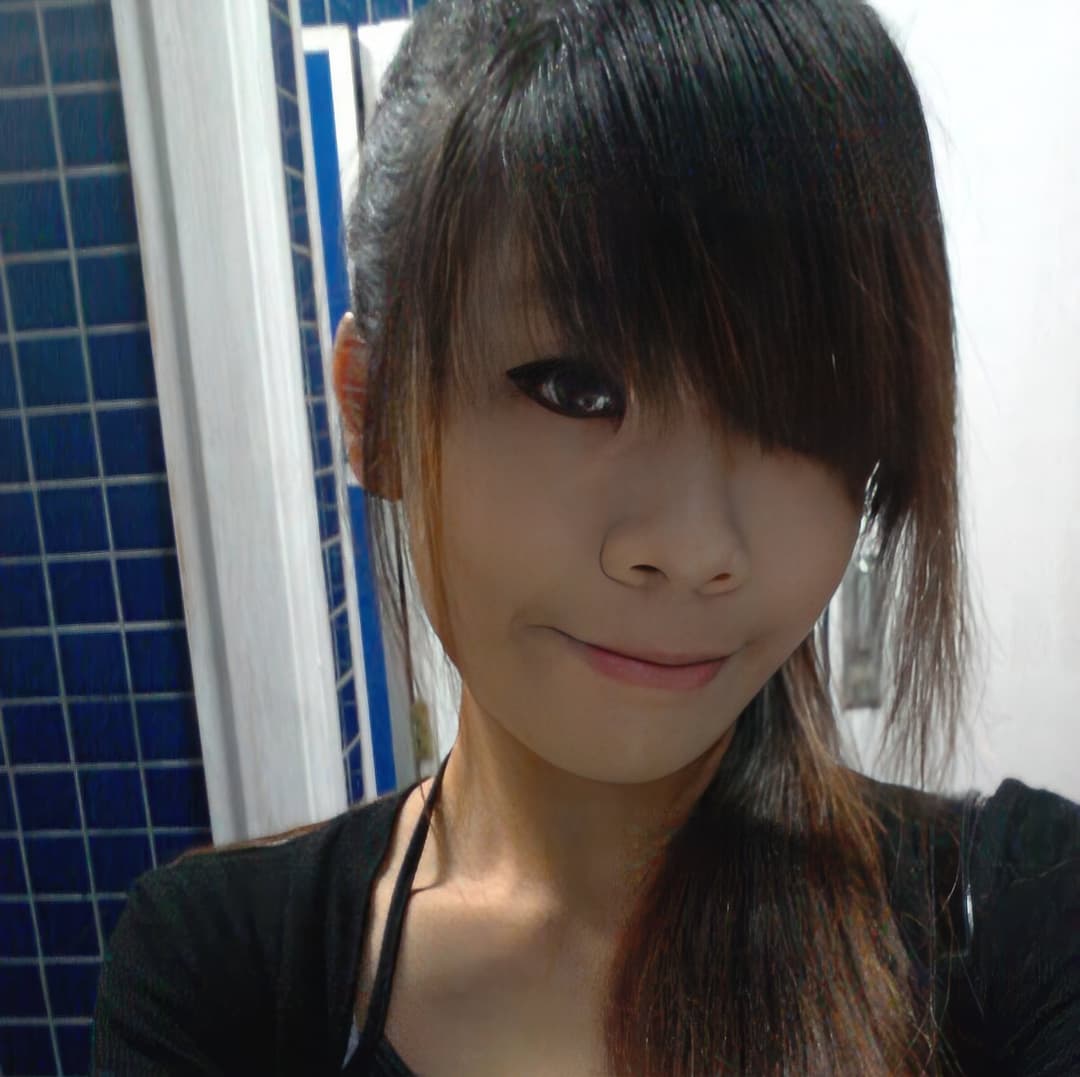 Asian girl giving amazing blowjob to her boyfriend