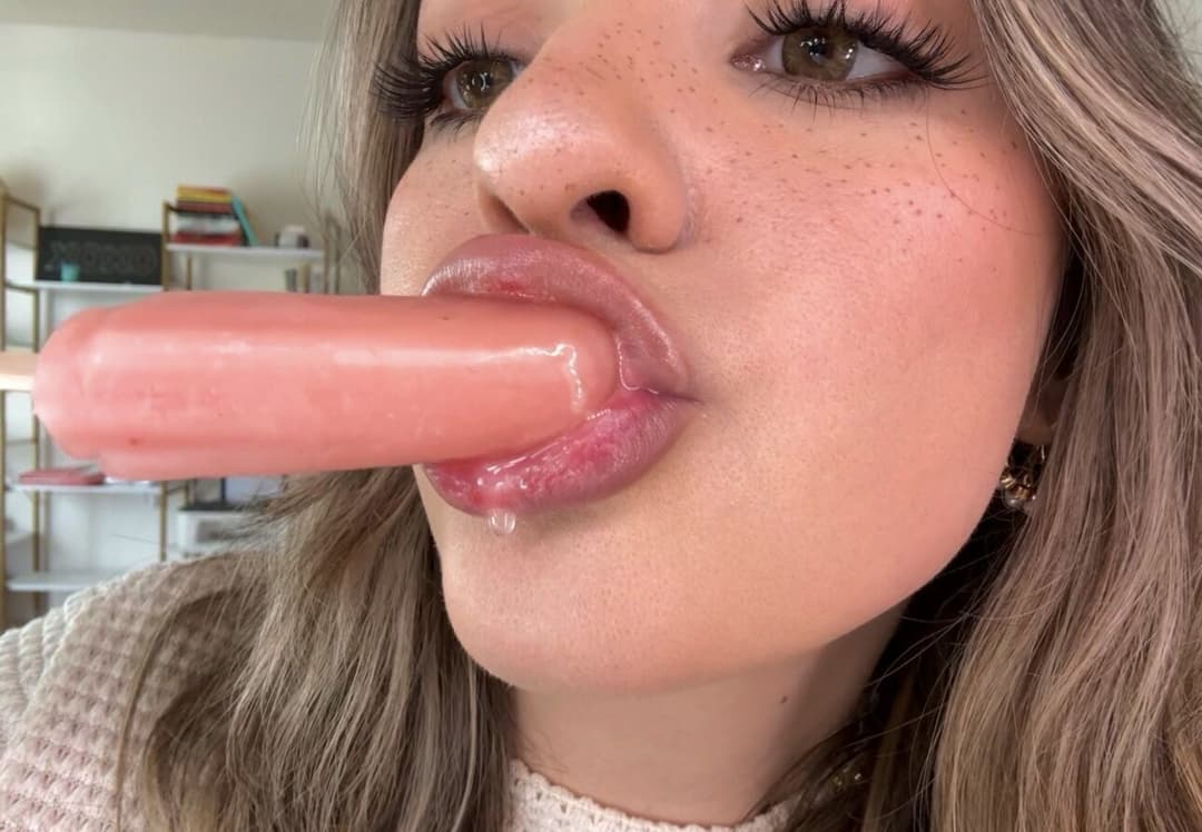 Click to view full size spitting on that thing