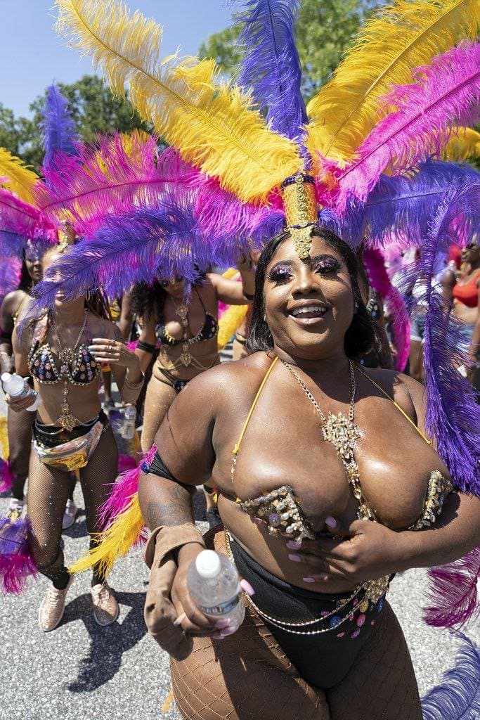 Click to view full size Someone needs to ejaculate on her chest in public