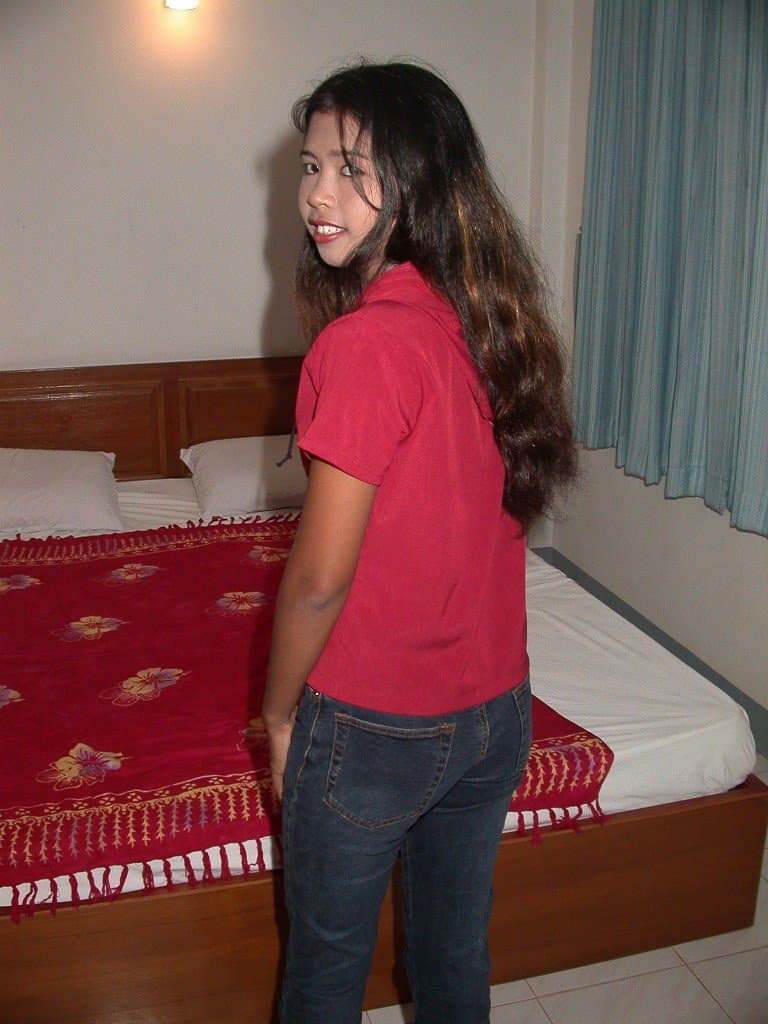 Kei Thai Slut Hotel Worker