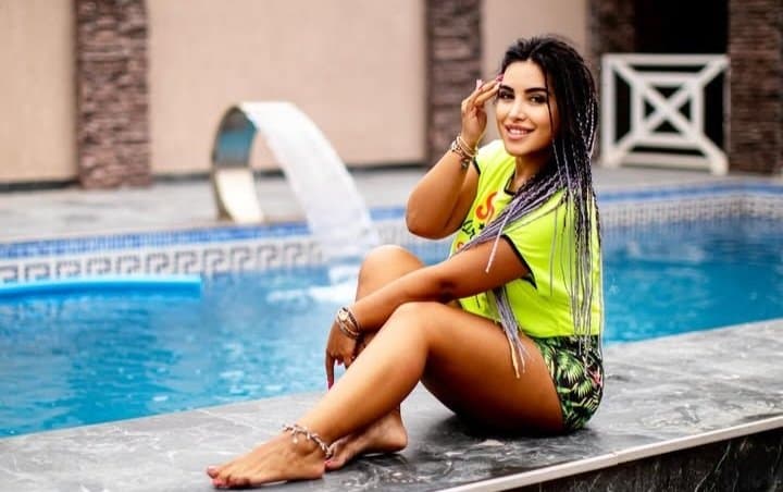 Sexy glamour feet pedicure woman