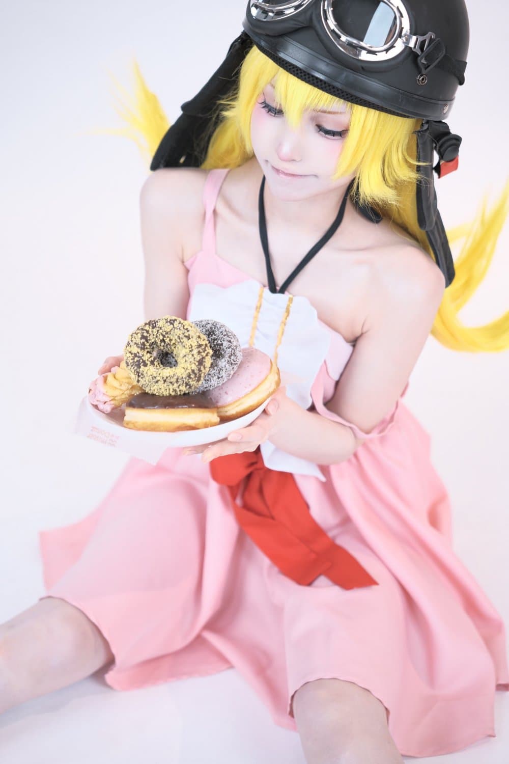 Monogatari: oshino shinobu cosplay