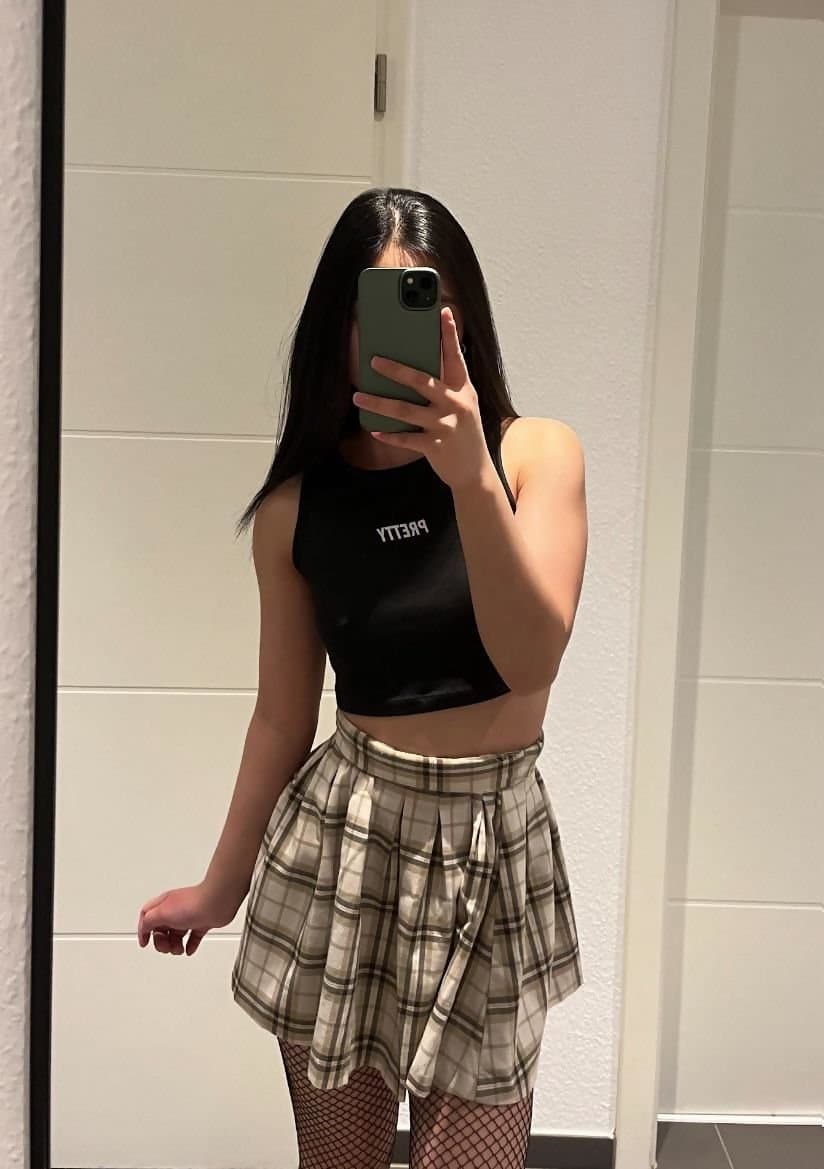 §Asian.wife.skirt+fishnetstockings.tease<3§