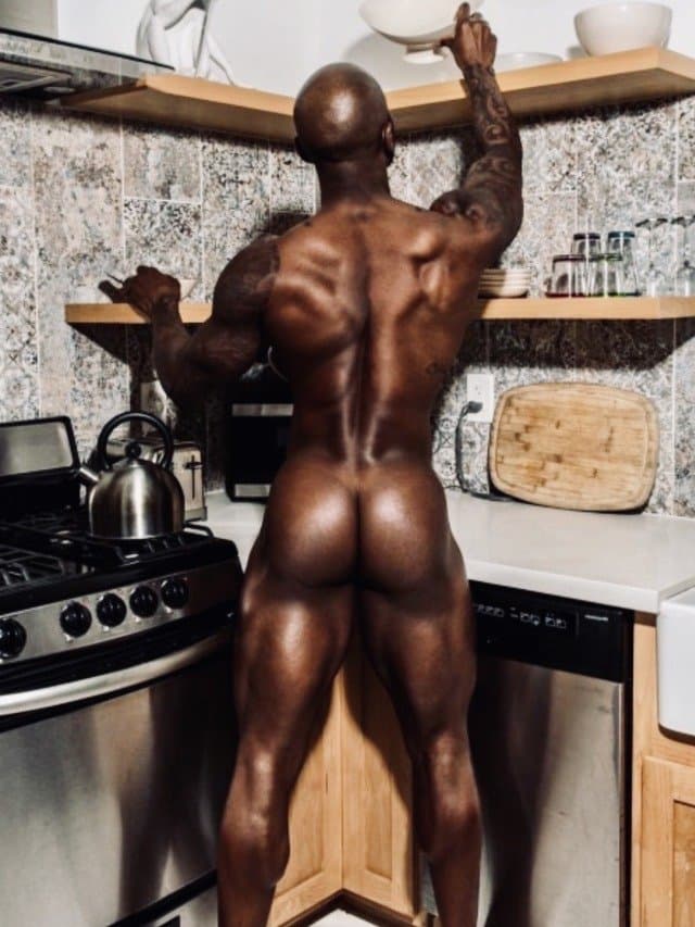 KEVIN CARNELL ?? FULL THROTTLE BLACK BODY ????? LOVE HIS ASS ?????