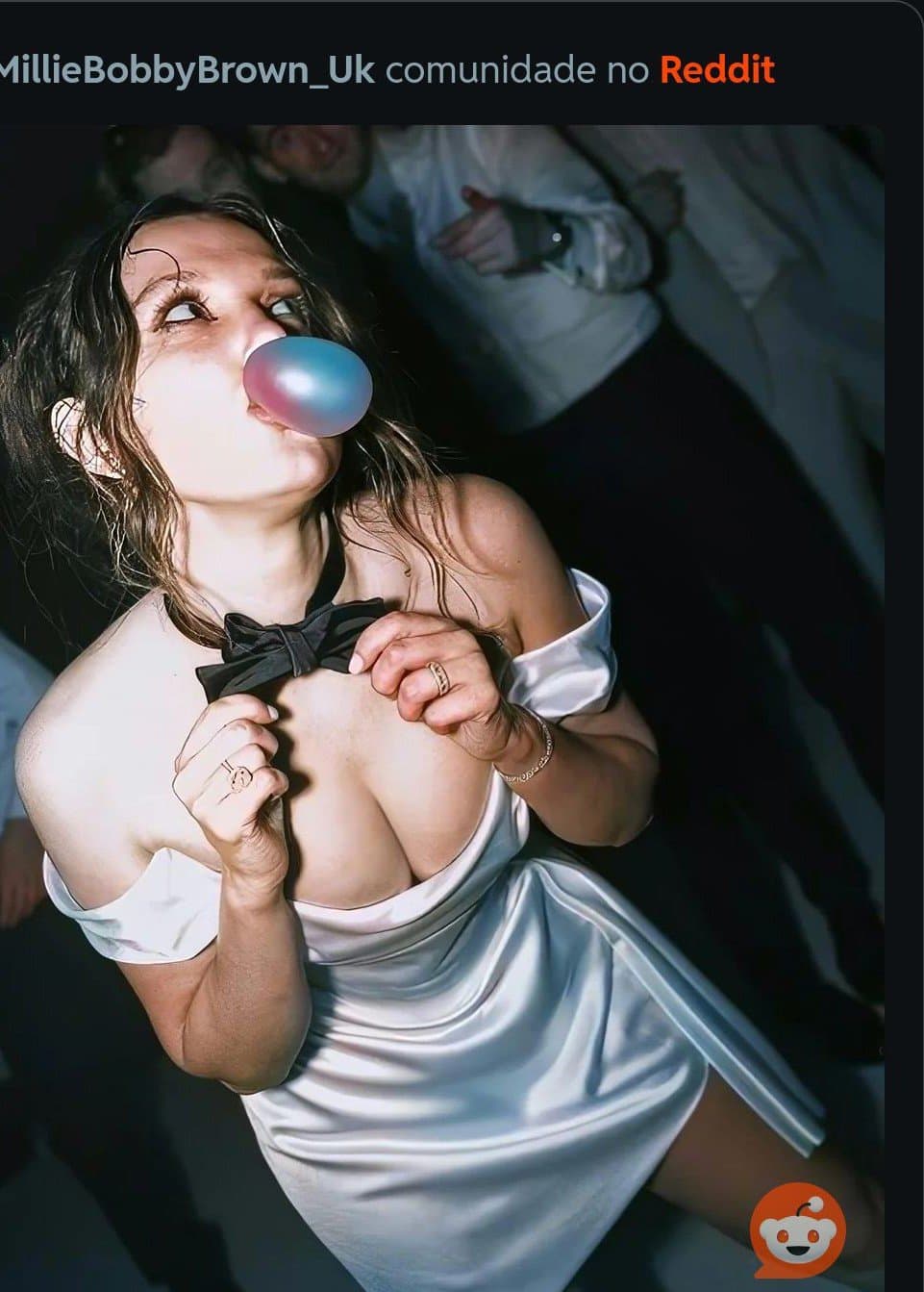 Em uma entrevista ela falou que não gosta de ser sexualizada.