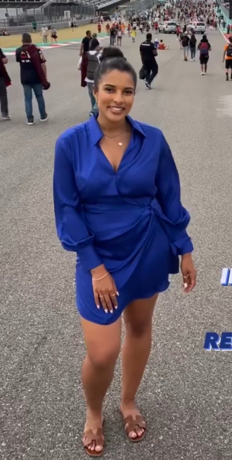 Ariana Bravo - F1 Reporter I beat off to