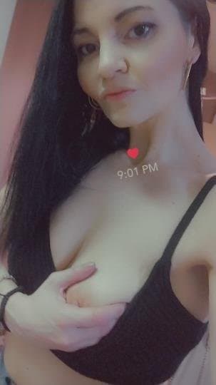 Skinny junkie need dick for next fix