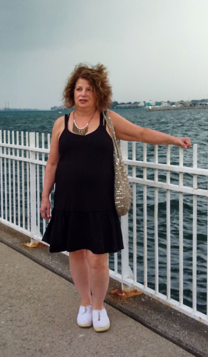 Chatham-Kent Ontario ?? couple. Robin R. Happy Anniversary, how teens seen your wife happy.