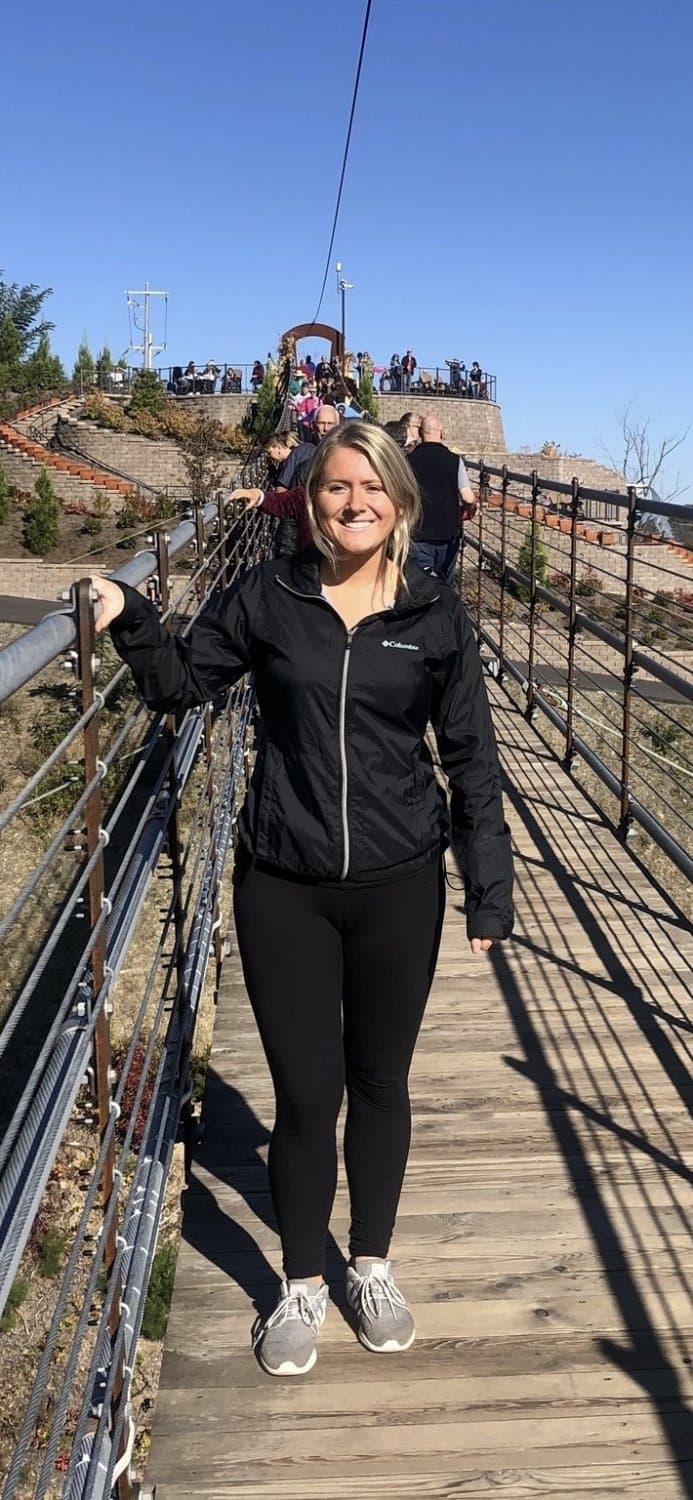 Click to view full size She wouldn’t let me finger her but let my friend do missionary before blowing him while he tit fucks