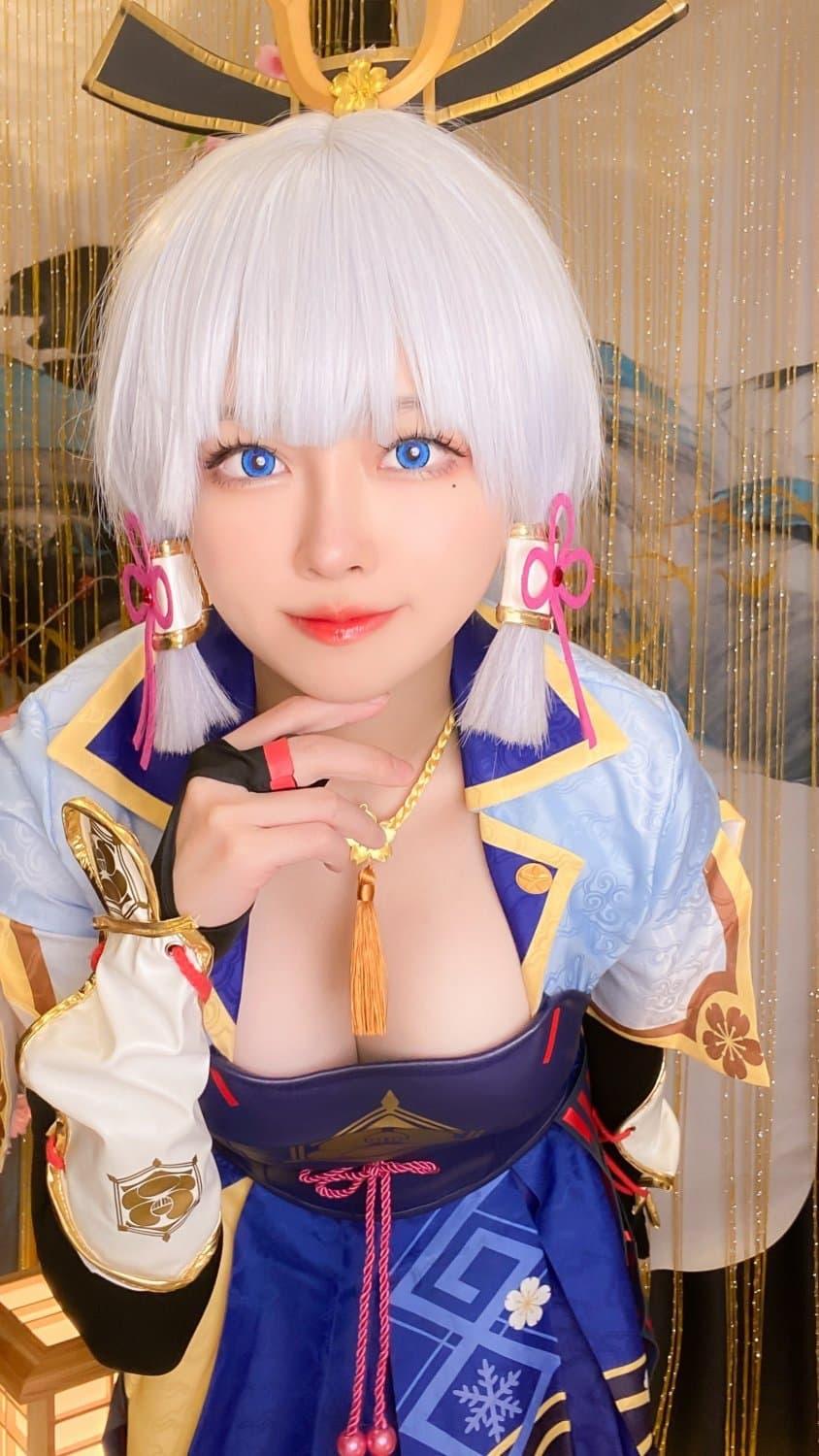 Cosplay Ayaka-Genshin Impact
