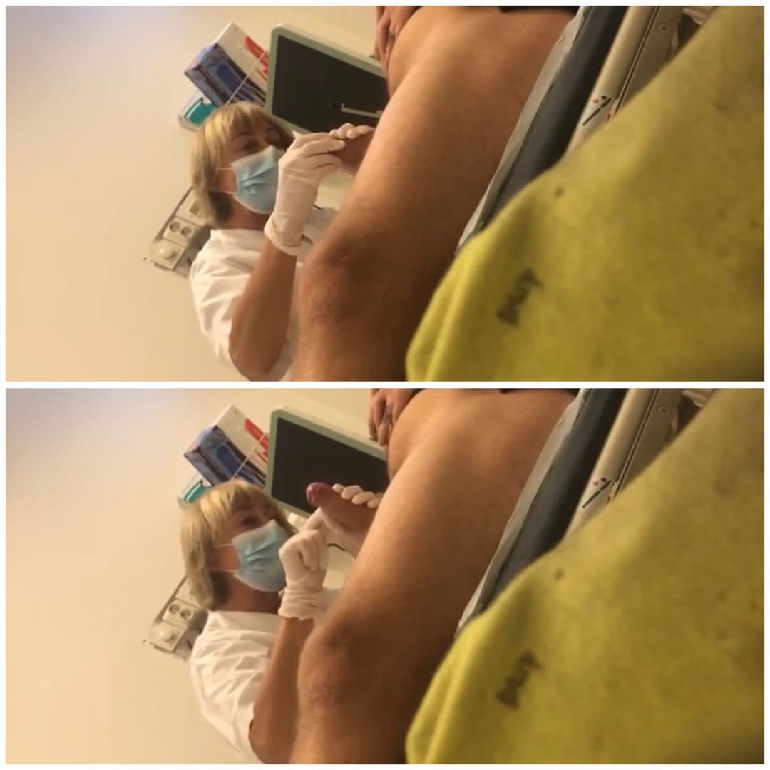 [CFNM] Foreskin examination at doctor