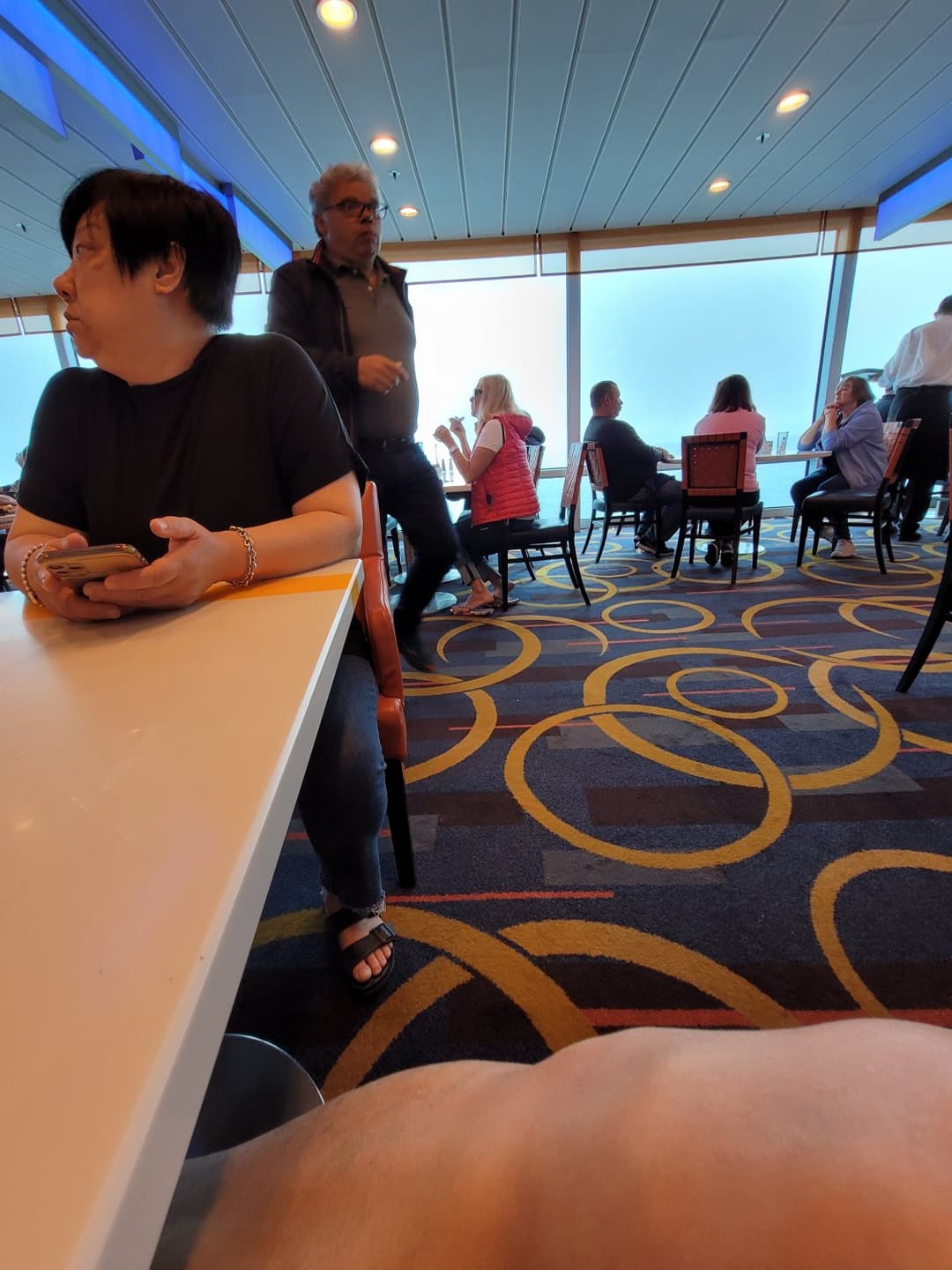 White milf feet on the cruise