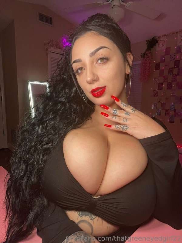 [ Stacked Slut ] Th@tGr€€N£yedG!rl22