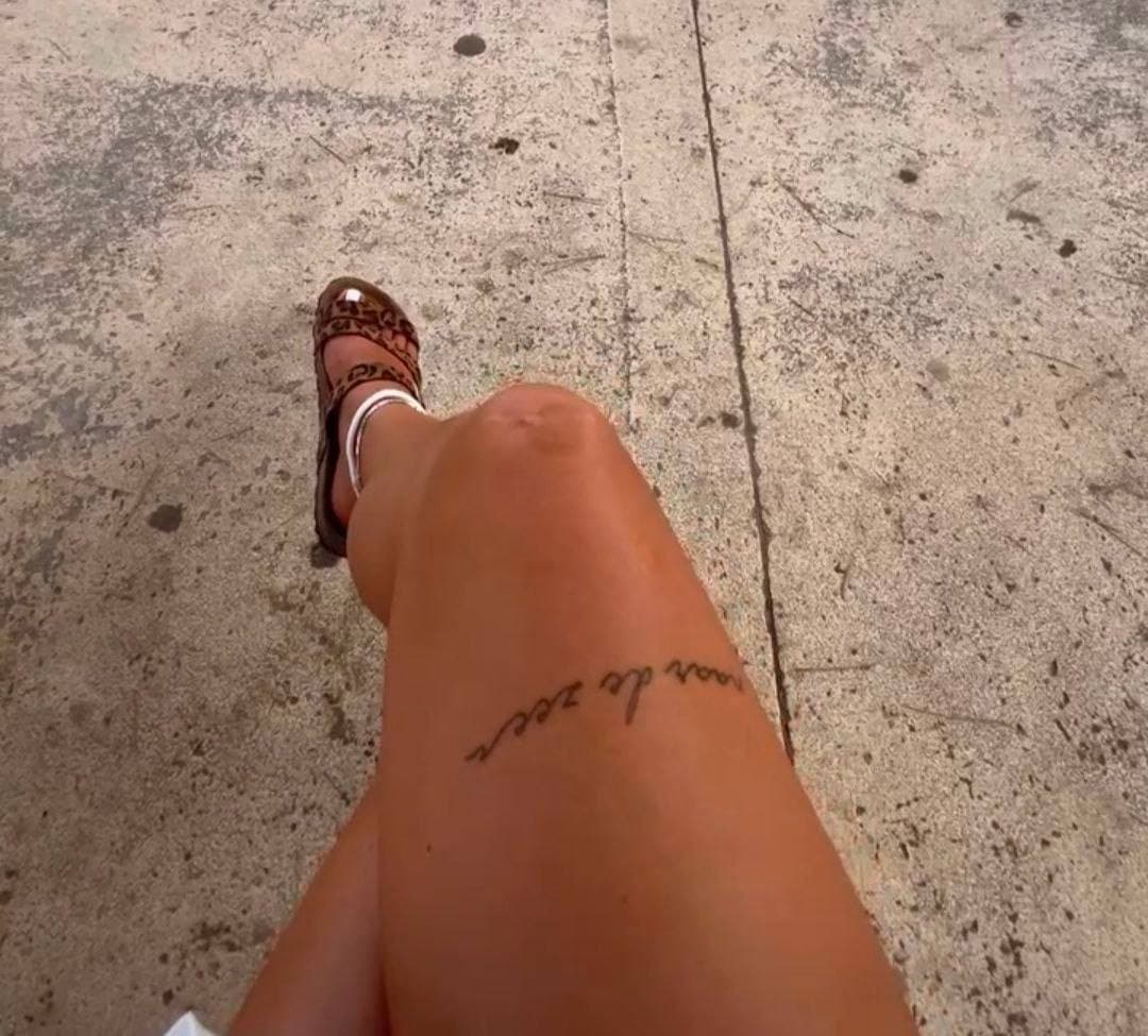 Amateur footjob and cum on feet