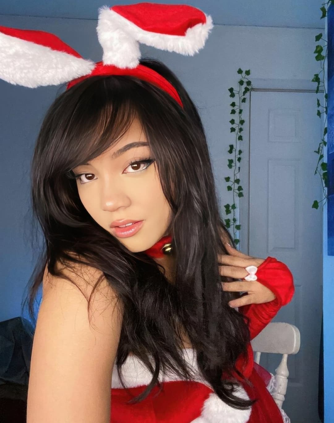 Cinna, The Chubby Streaming Whore