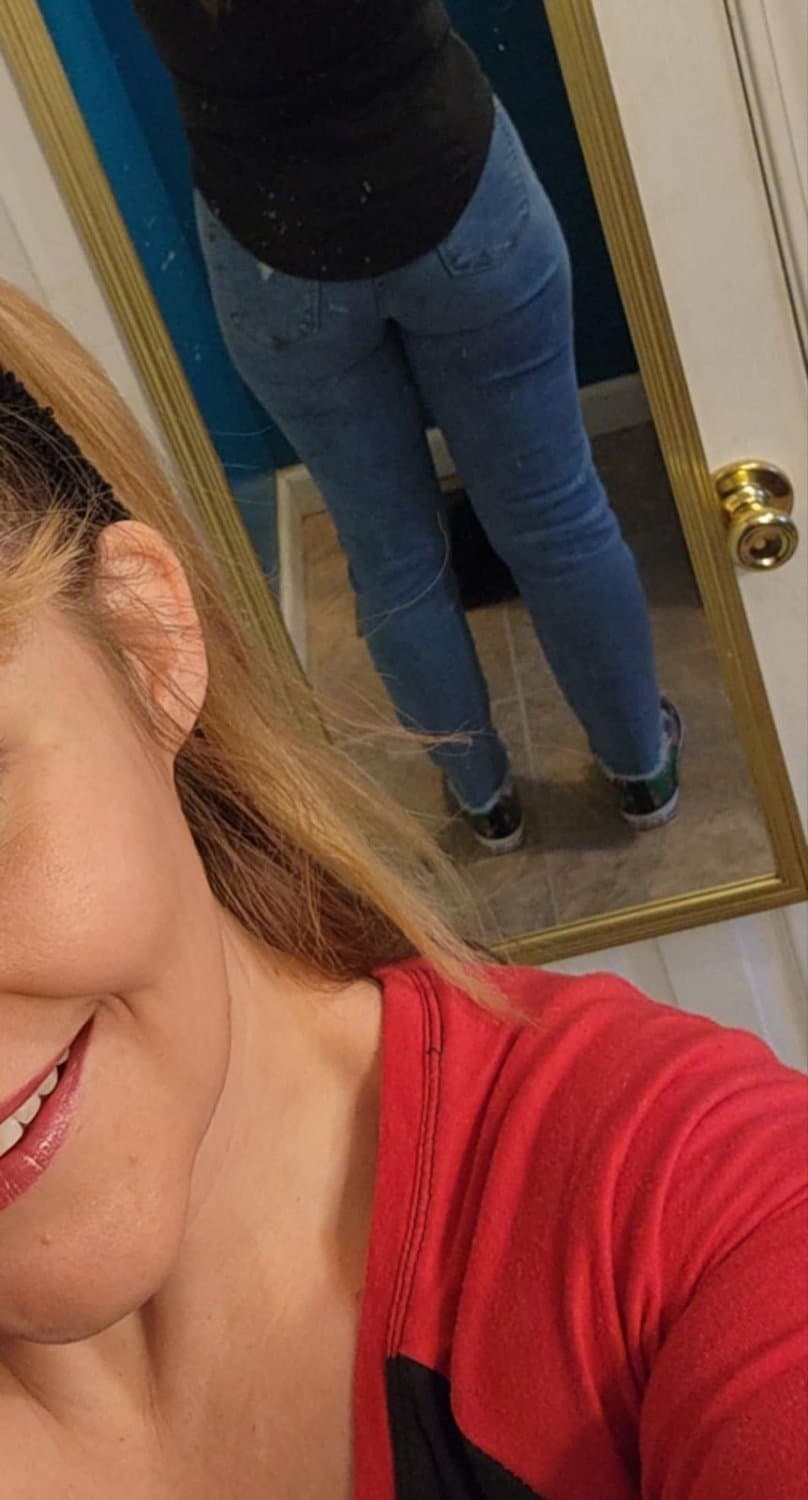 St Louis USA webslut destiny on display.cum everywhere on her.kik in comments