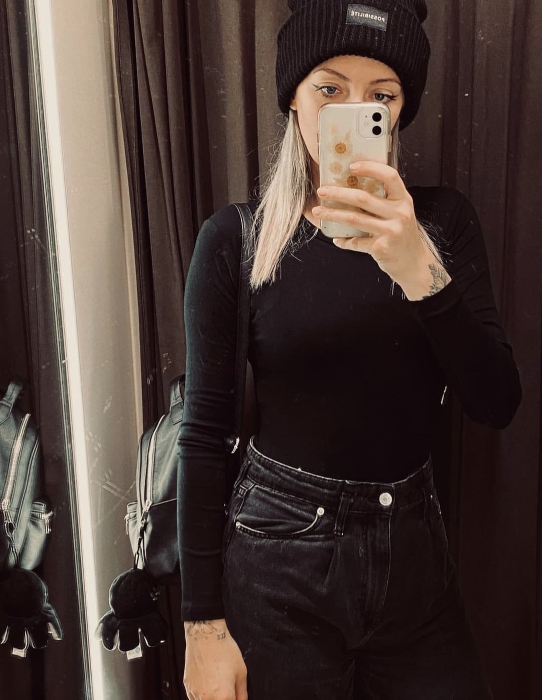 I think my crush Ellen knows how to attract fans