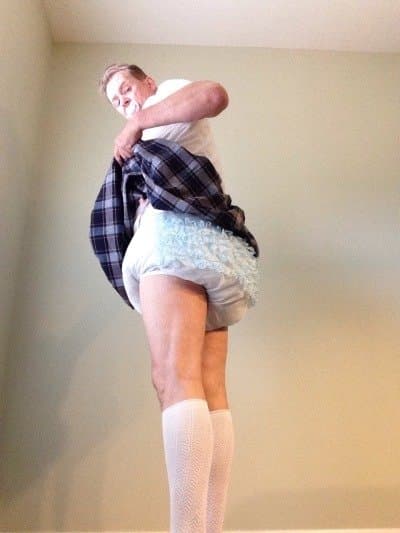 Click to view full size ABDL Diapered sissybaby Peter Went