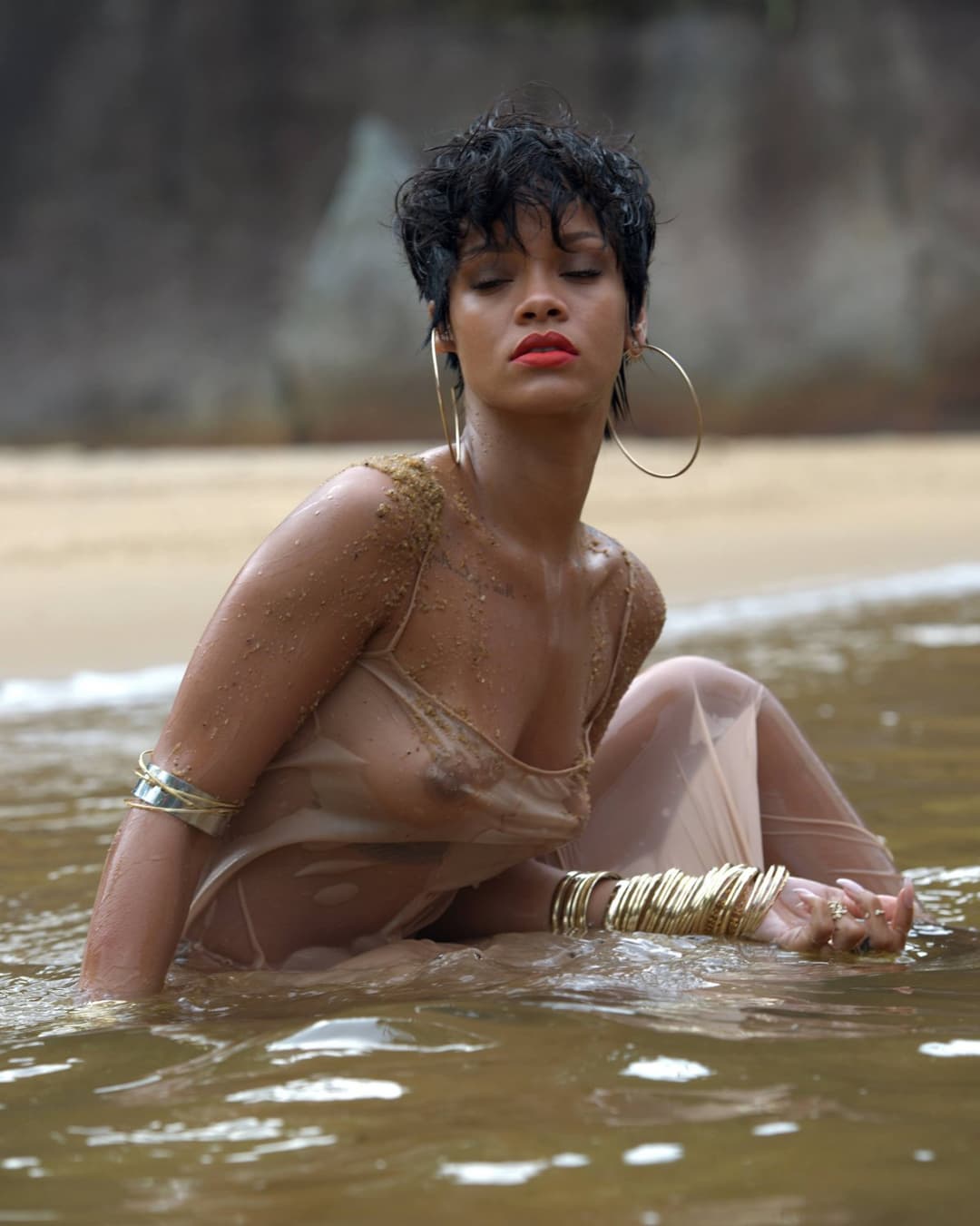 Rihanna - 2014 Vogue Brazil Outtakes v1