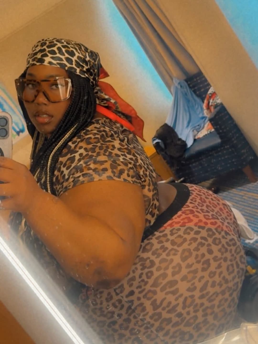 SSBBW EBONY HUGE OLE BIG ASS BOOTY