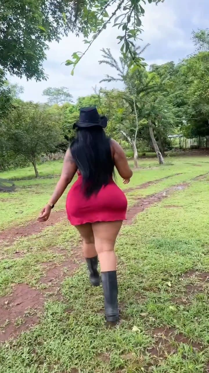 Amazon Big Booty Bit Tits Dominican