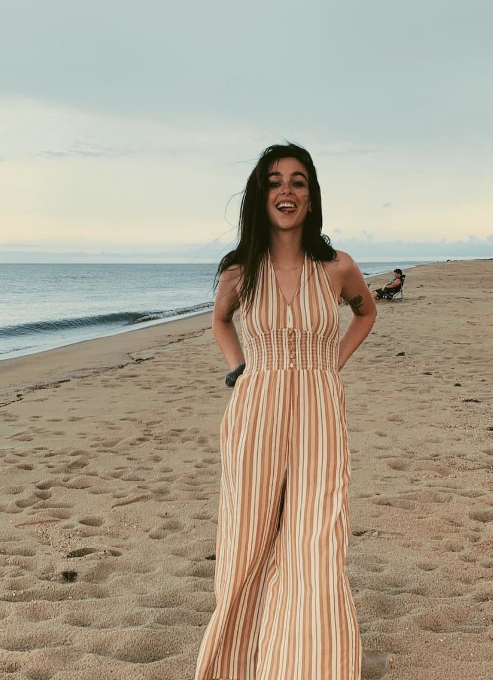 Click to view full size Cute slut Lina loves eating ass and swallowing cum ?