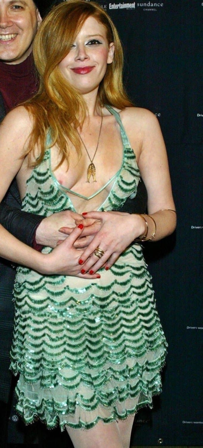 Click to view full size HOT CELEBS