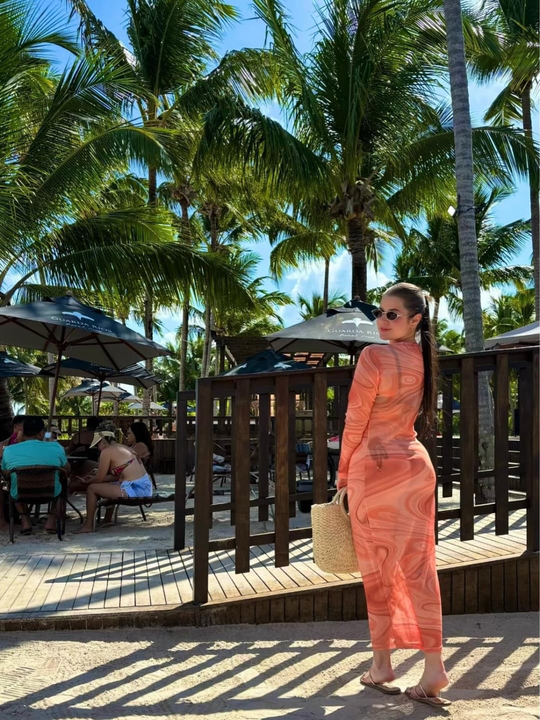 Exibicionismo da cavalona, corninho que autorizou