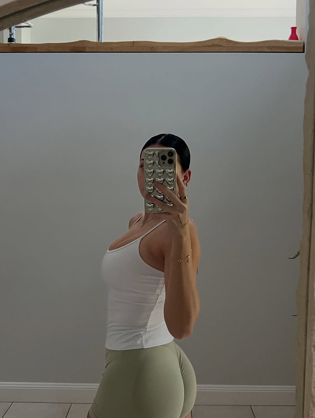 Unreal young IRL latina mom insanely fit - REPOST PLEASE!!!