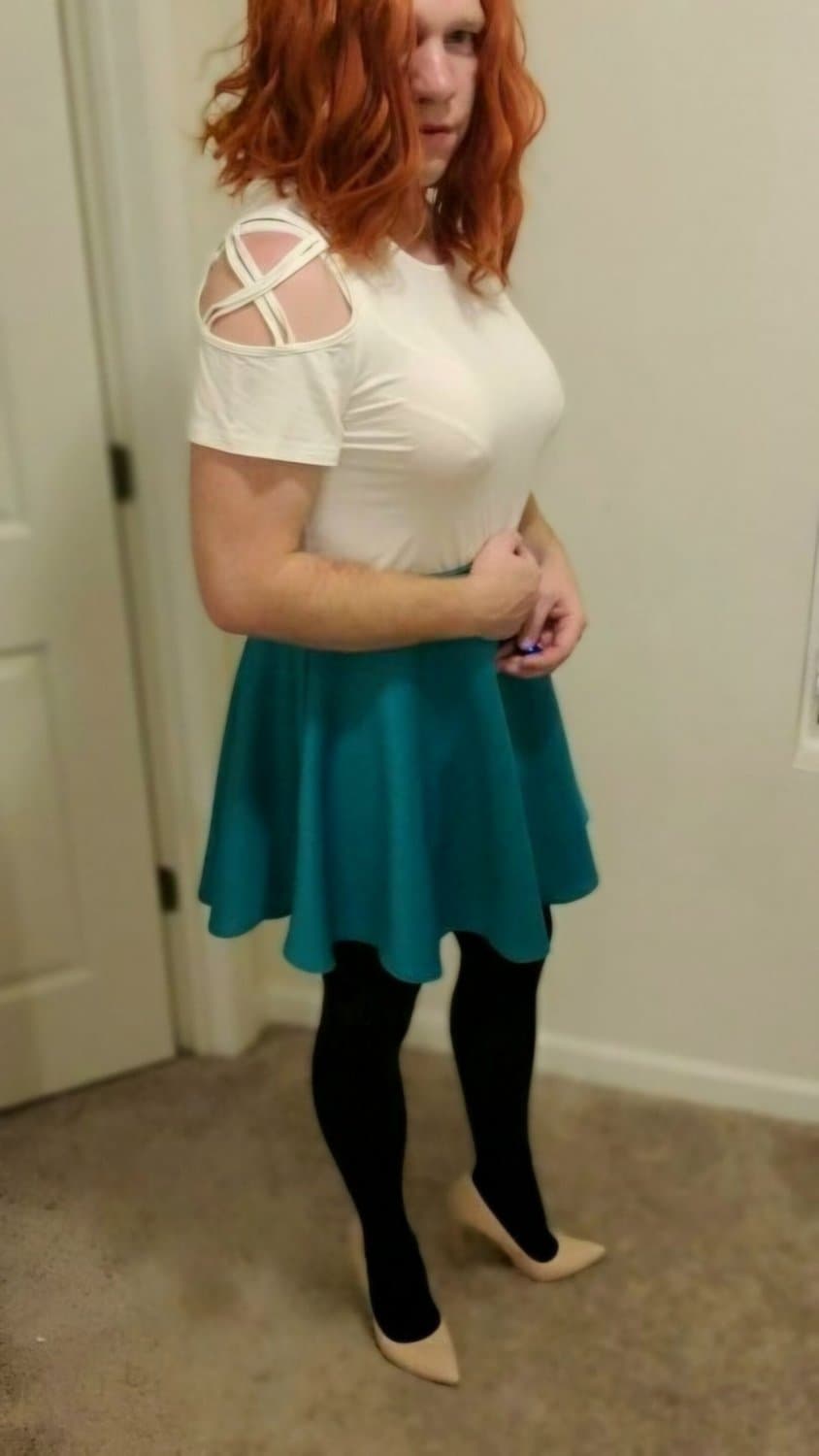 Click to view full size Chat Pic Sissy Raven