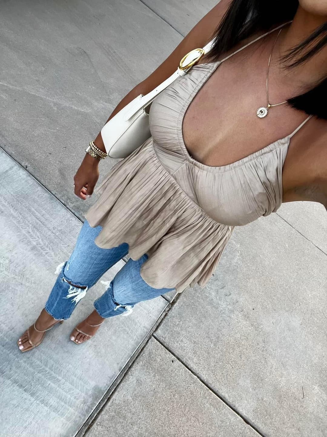 Cheating Karlie, 25 years old