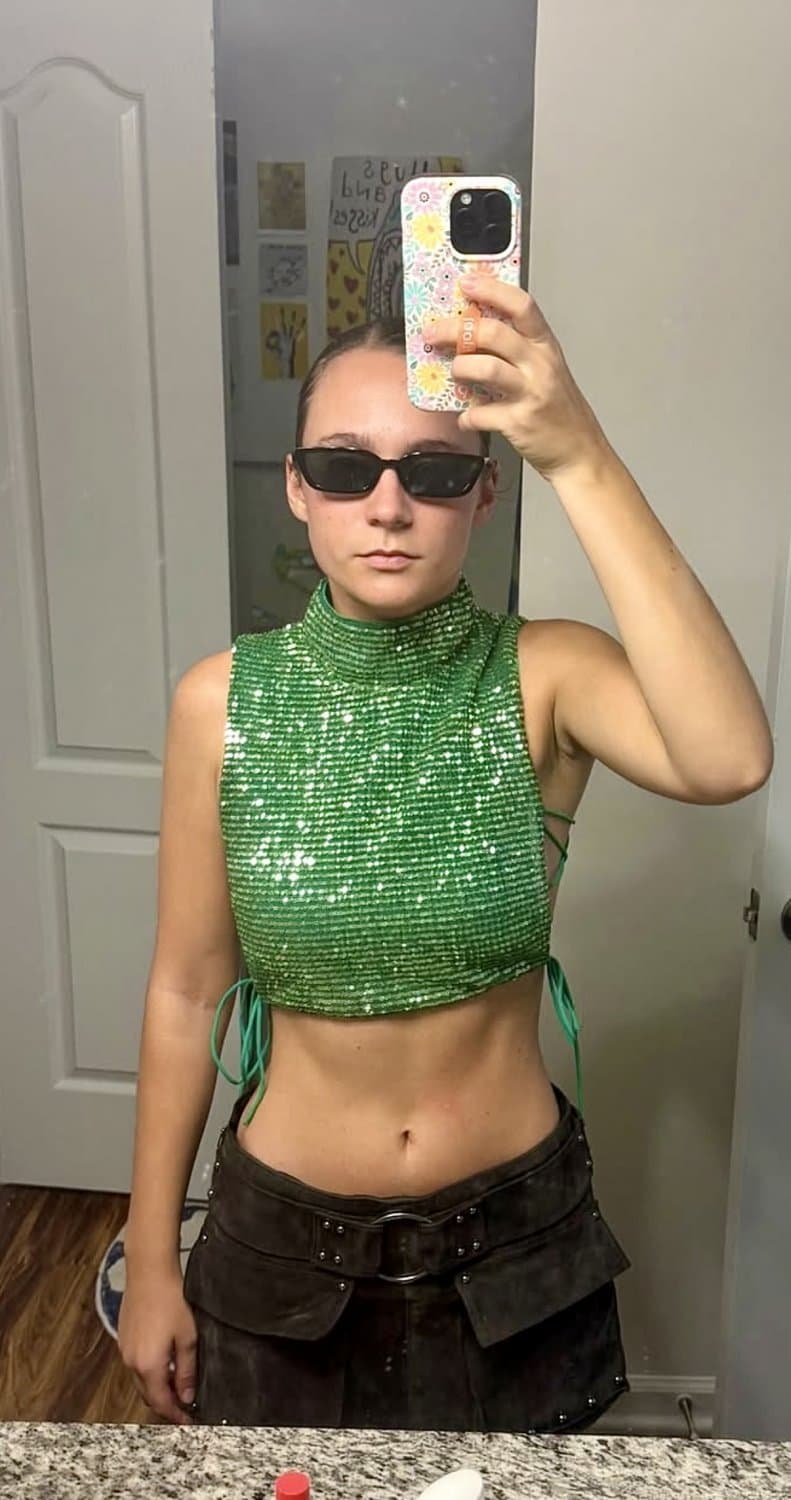 Click to view full size Beautiful brunette college coed with big tits and tight body