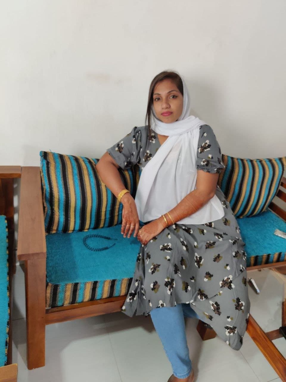 NAUGHTY BUSTY BANGLA GF ? SELFSHOT TEASING