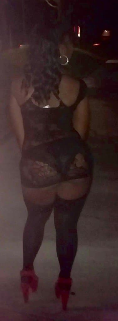 HEY BABY ITS HONESTIE BABY THE FREAKEST
OF ALL TIME BABY. PUSSY STAY ???
SO WHAT GENTLEMAN READY